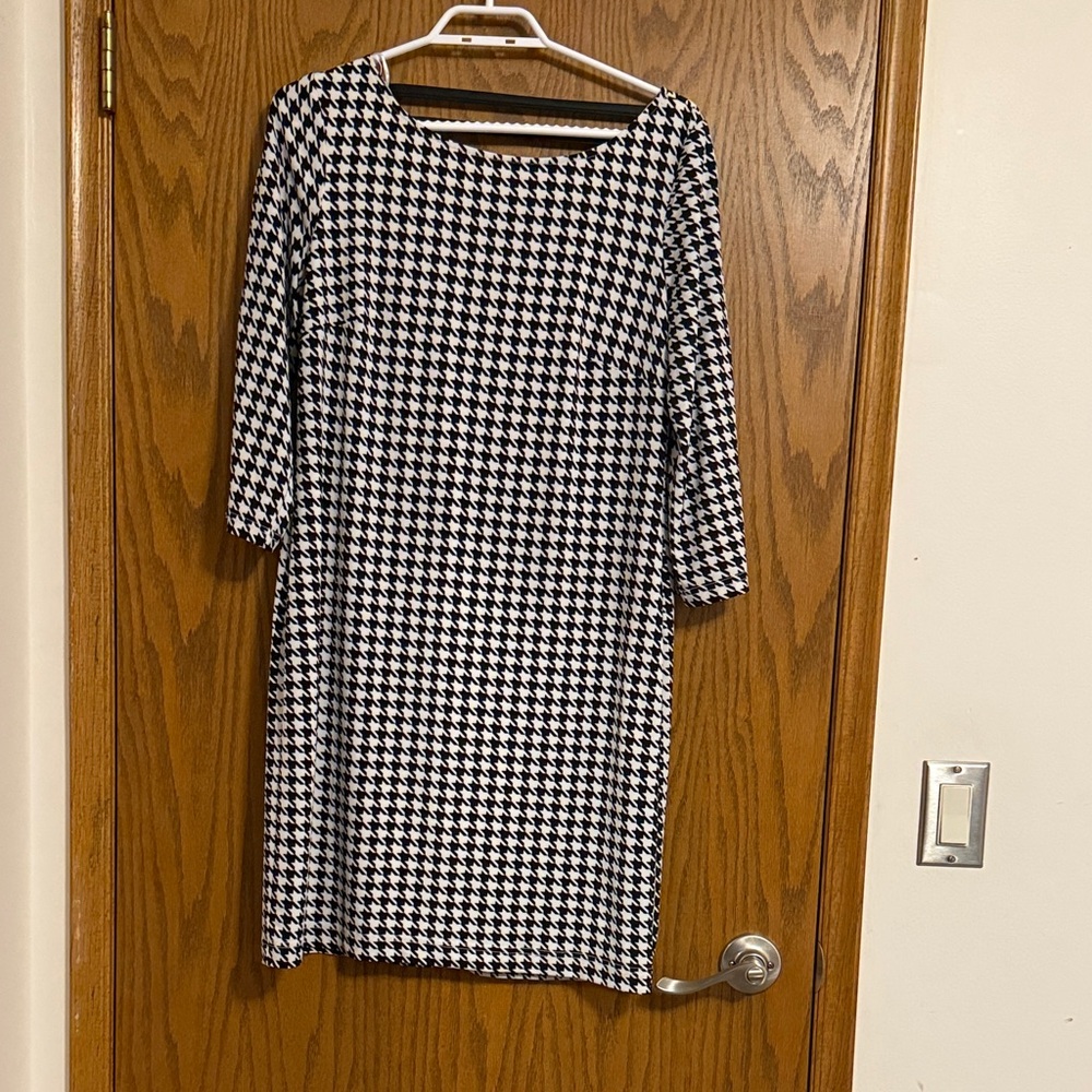 Cleo Monochrome Houndstooth Long Sleeve Dress